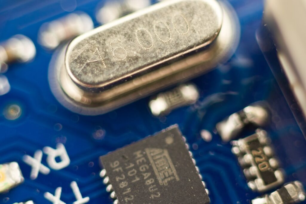 Discover how AT&T Fleet Complete's advanced GPS and IoT-based Asset Tracking Software provides real-time monitoring and impro