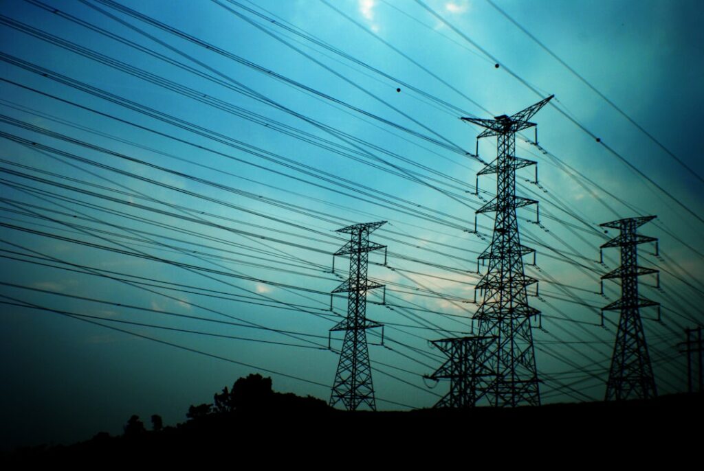 Explore how iMaintain's AI-driven solutions support the energy sector in achieving net zero goals through advanced predictive